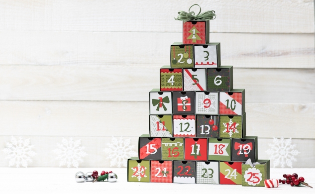 Christmas Advent Calendar #ctmh #closetomyheart #ctmhtistheseason #ctmh'tistheseason #Christmas #calendar #25days #countdown #adventcalendar #holiday #papercraft #papercrafting #diy #cricut #SeasonofJoy